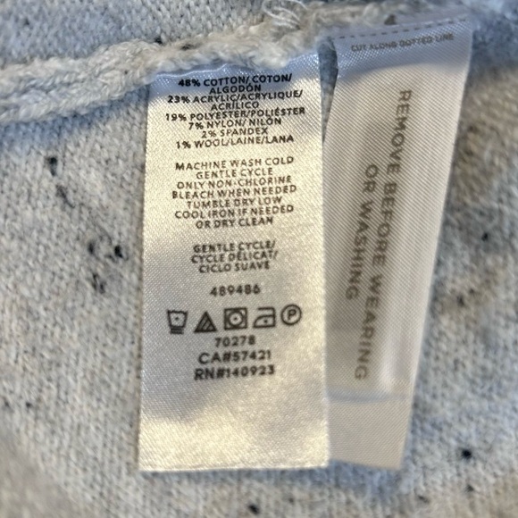 Loft Women’s Gray & White Speckled Sweater Size Medium Petite - Picture 9 of 9